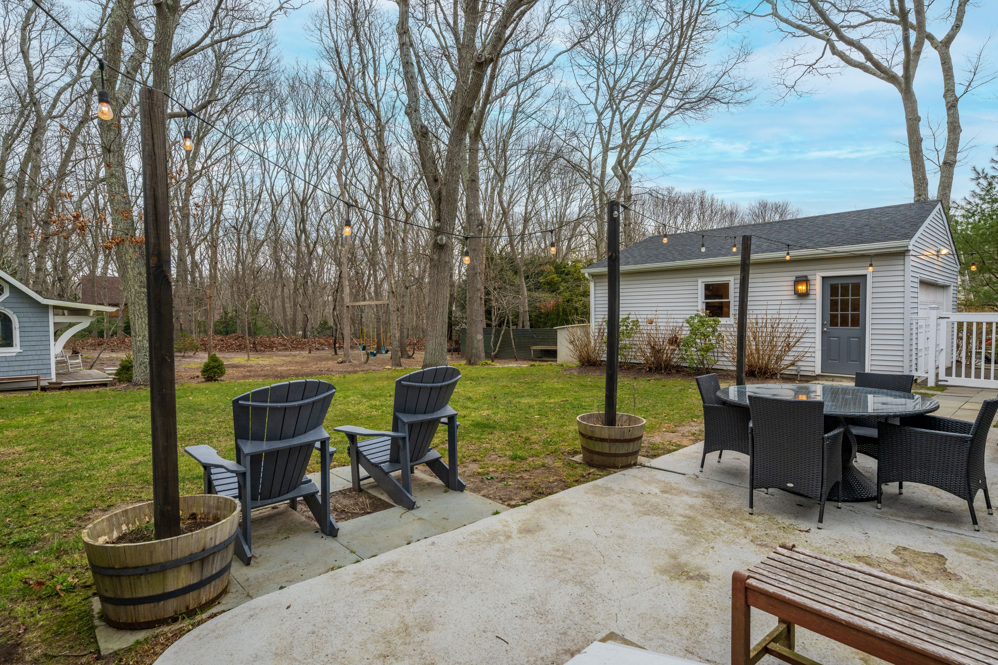 51 Raynor Rd, Southampton, NY 11968 Out East