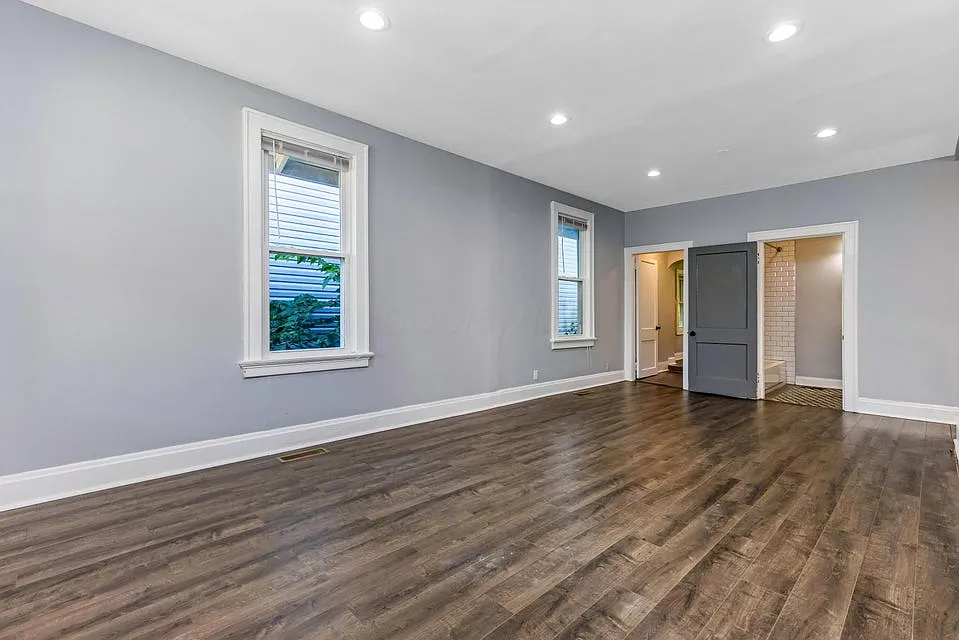 2 bed, 784 sqft, $1,450 — Photo 3