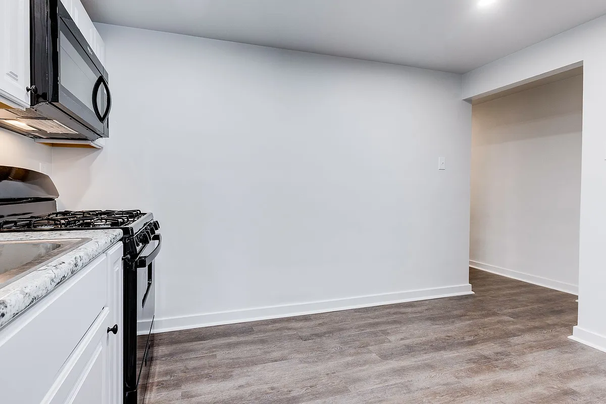 Building Photo - 908 Penn St #FRONT