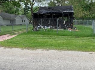 25261 Glenmore St, Elkhart, IN 46514