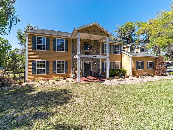 3rd image of 9220 SW 19th Avenue Rd