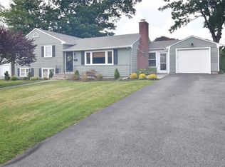 37 Park Forest Rd, Cranston, RI 02920