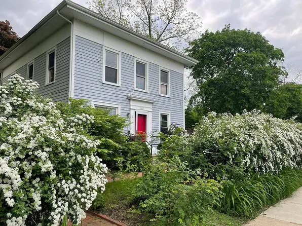 1007 Wright St APT 2, Ann Arbor, MI 48105