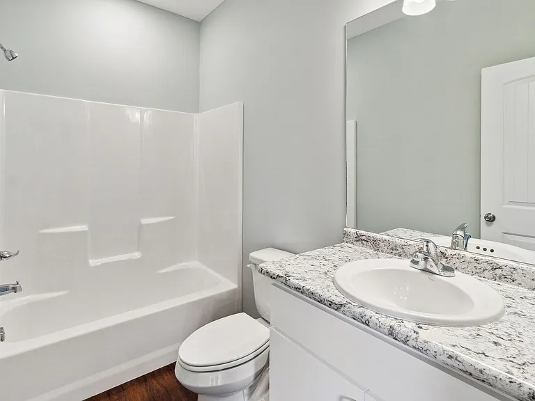 905 Olmstead Ave — Photo 29