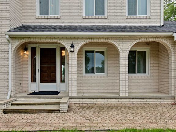 2nd image of 2895 Fredric Ct