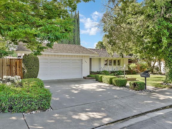 2nd image of 3444 Claremont Ave