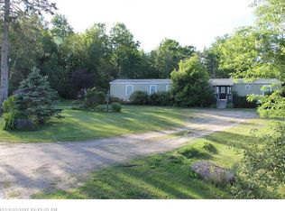 9 Mountain Rd, Sabattus, ME 04280