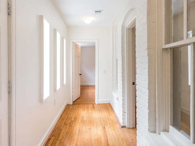 1421 Van Dyke St — Photo 19