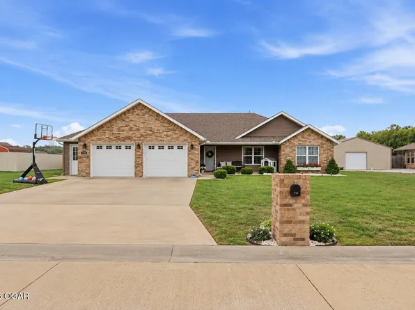 714 Summerlyn Ln, Carl Junction, MO 64834