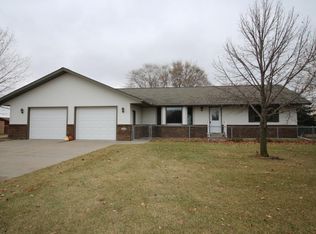 206 Elm Ave NW, Richmond, MN 56368