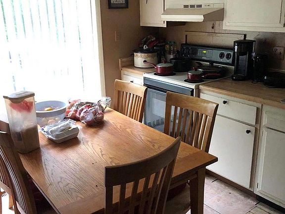 3rd image of 3316 W Greenwood Pl
