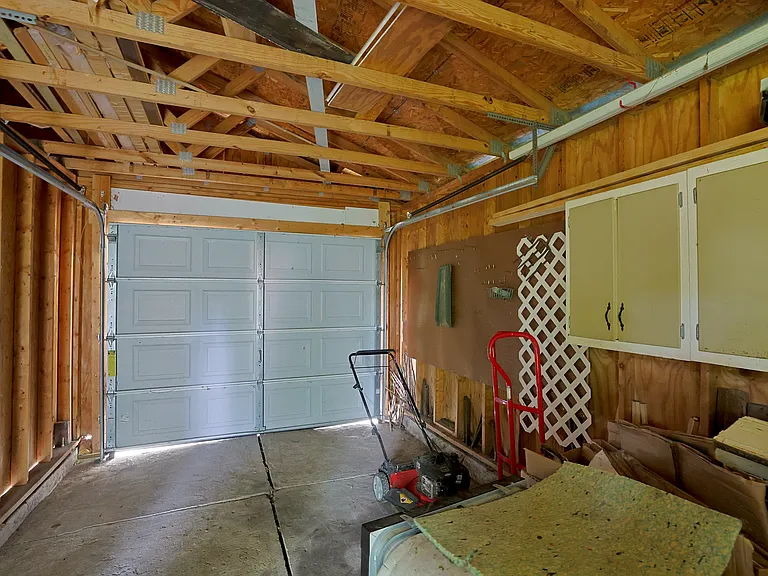 6118 Prentice St — Photo 50