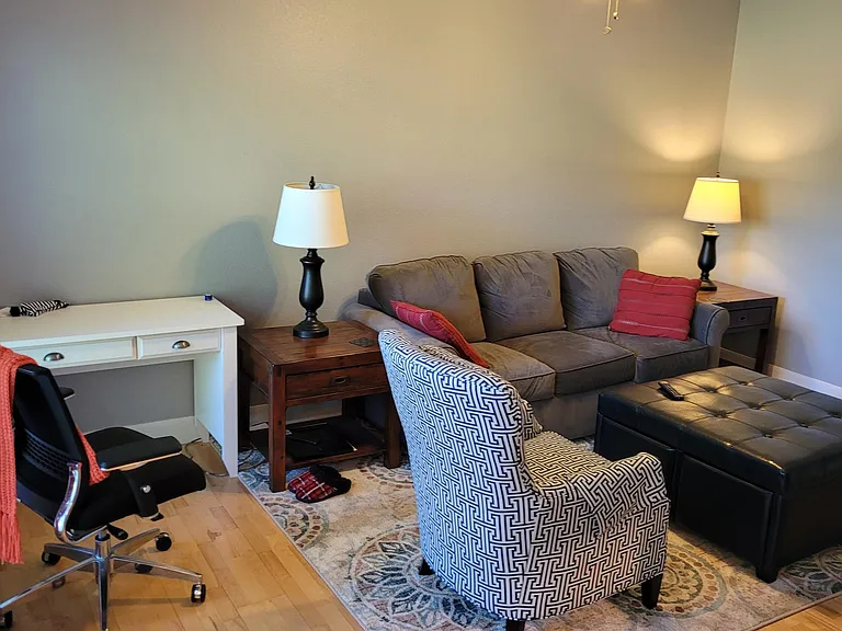 11616 Tomahawk Creek Pkwy #F — Photo 2