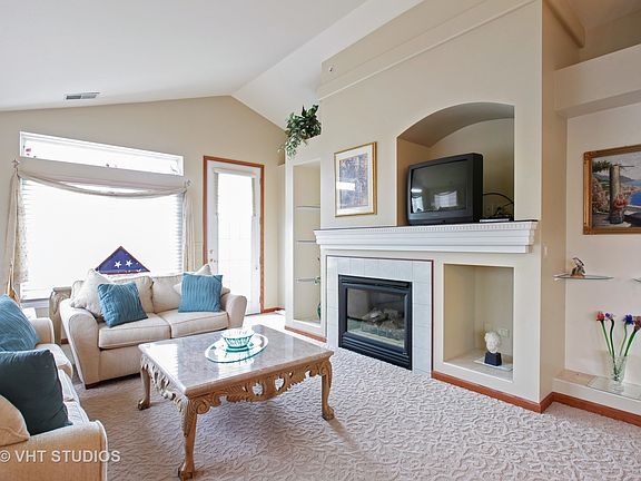 2nd image of 2504 Camberley Cir #2-811