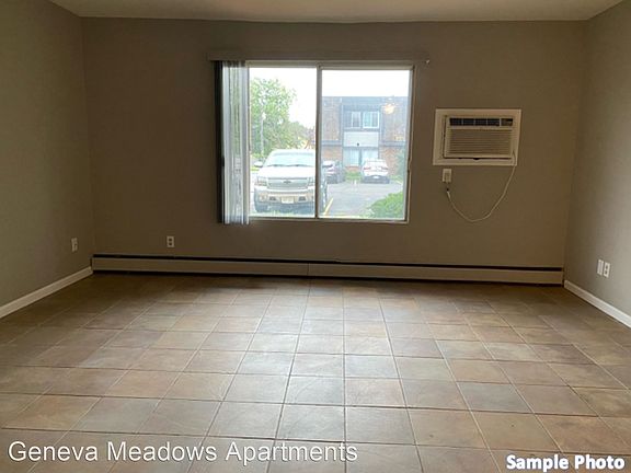 5th image of 1086 S Wells St Unit 4