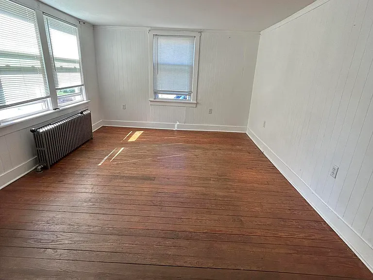521 N Union Aly — Photo 5