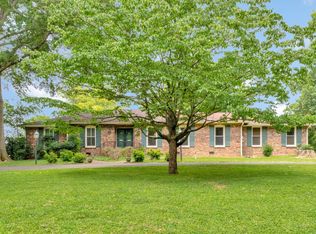 107 Millbrook Rd, Hendersonville, TN 37075