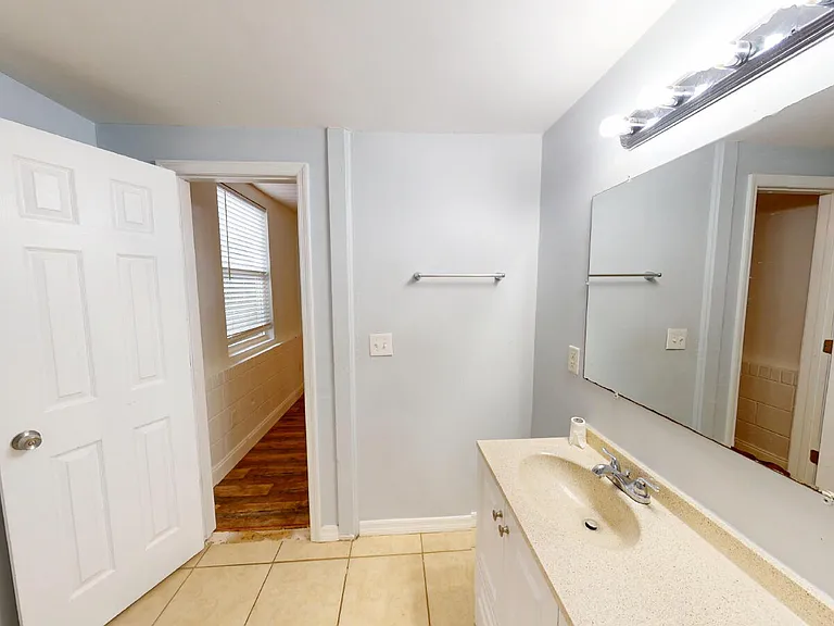 6926 Camelot Rd — Photo 6