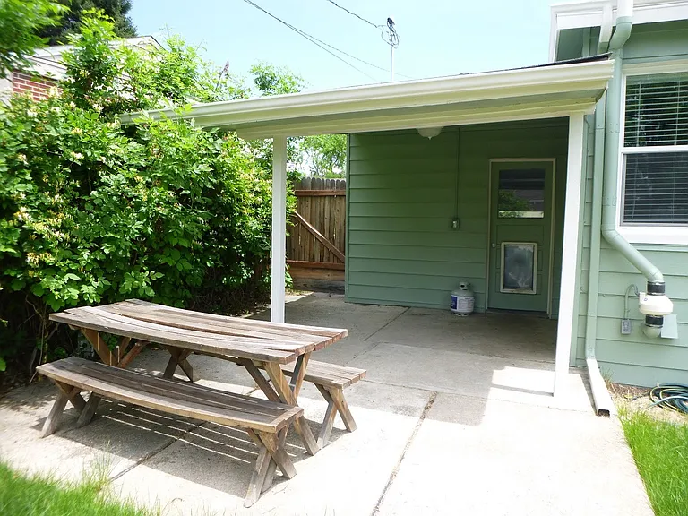 1655 S Columbine St — Photo 20