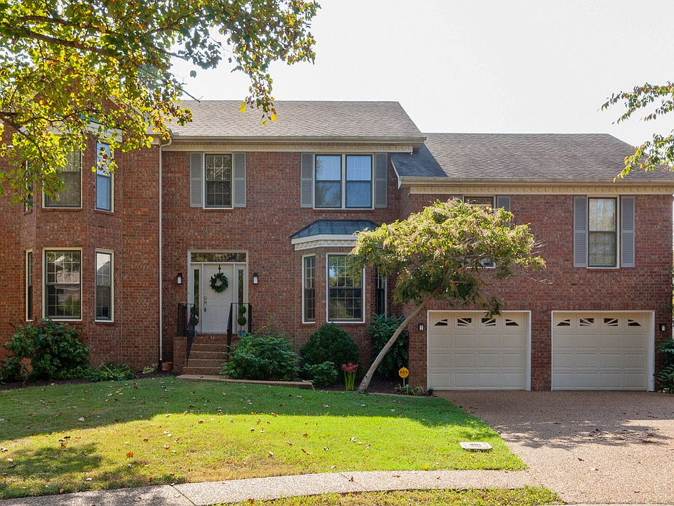 1st image of 216 Claytie Ct