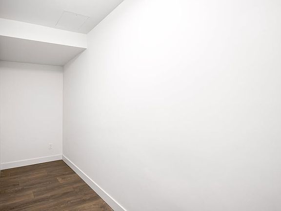 3rd image of 769 W 41st Ave