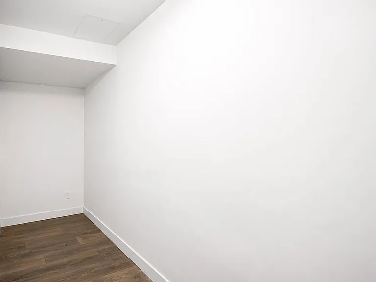 769 W 41st Ave — Photo 3
