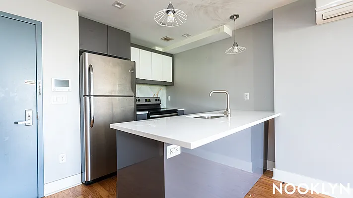 Rented by Nooklyn NYC LLC | media 4