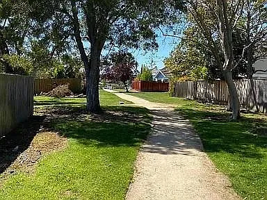 884 Neptune Ct — Photo 24