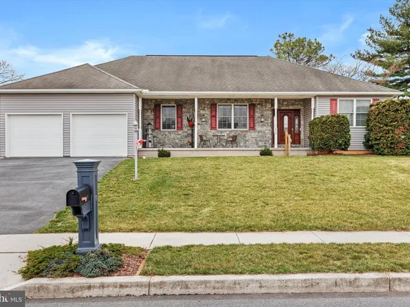 556 Morgan Dr, Middletown, PA 17057