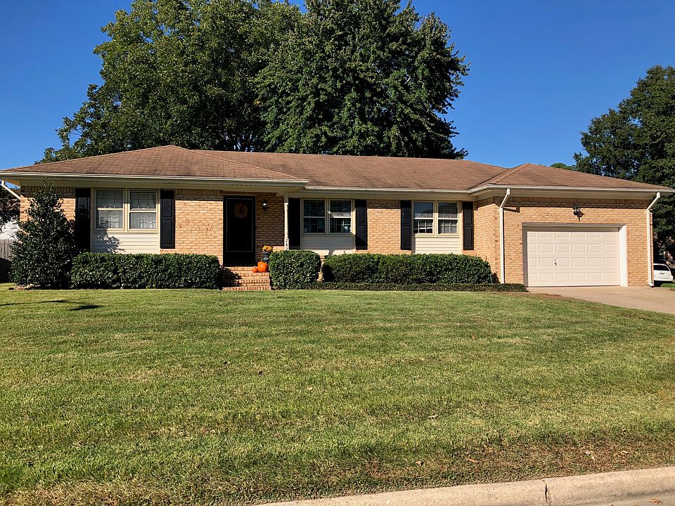 1st image of 2421 Eastchester Ct