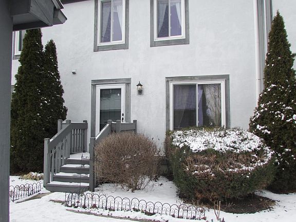 3rd image of 6305 Hyland Dr