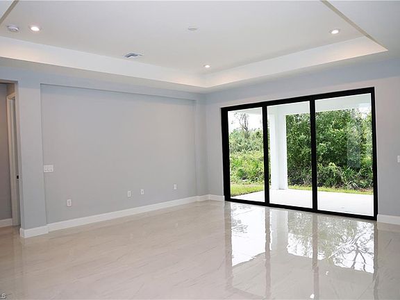 3rd image of 344 Lamella AVE S