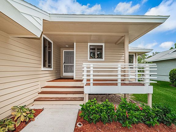 3rd image of 1005 Lake Avoca Dr