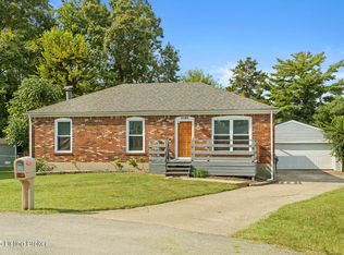 8304 Olive Hill Ct, Louisville, KY 40228