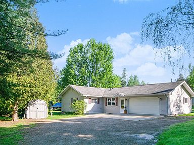 1076 E Mullett Lake Rd Indian River Mi 49749 Zillow