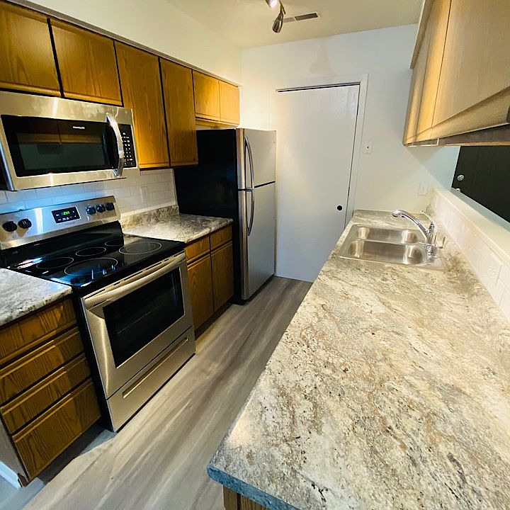 1st image of 125 E Zeller St #3