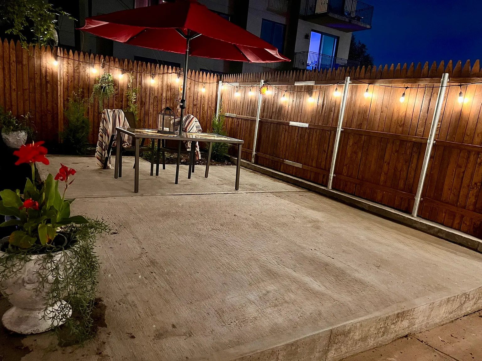 213 Kent Street — Photo 2