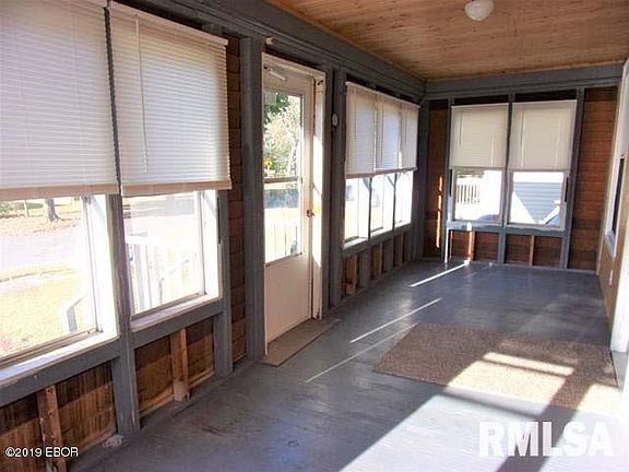 3rd image of 406 S Pine St