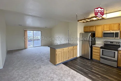 8495 S Reed St #3302 Photo 1 8495 S Reed St #3302 Photo 1