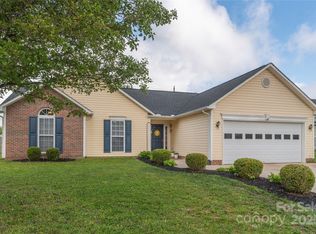 152 S Sunberry Trl, Fletcher, NC 28732