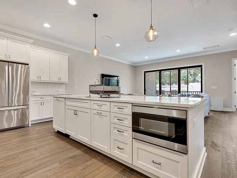 3215 W De Leon St #5 — Photo 23