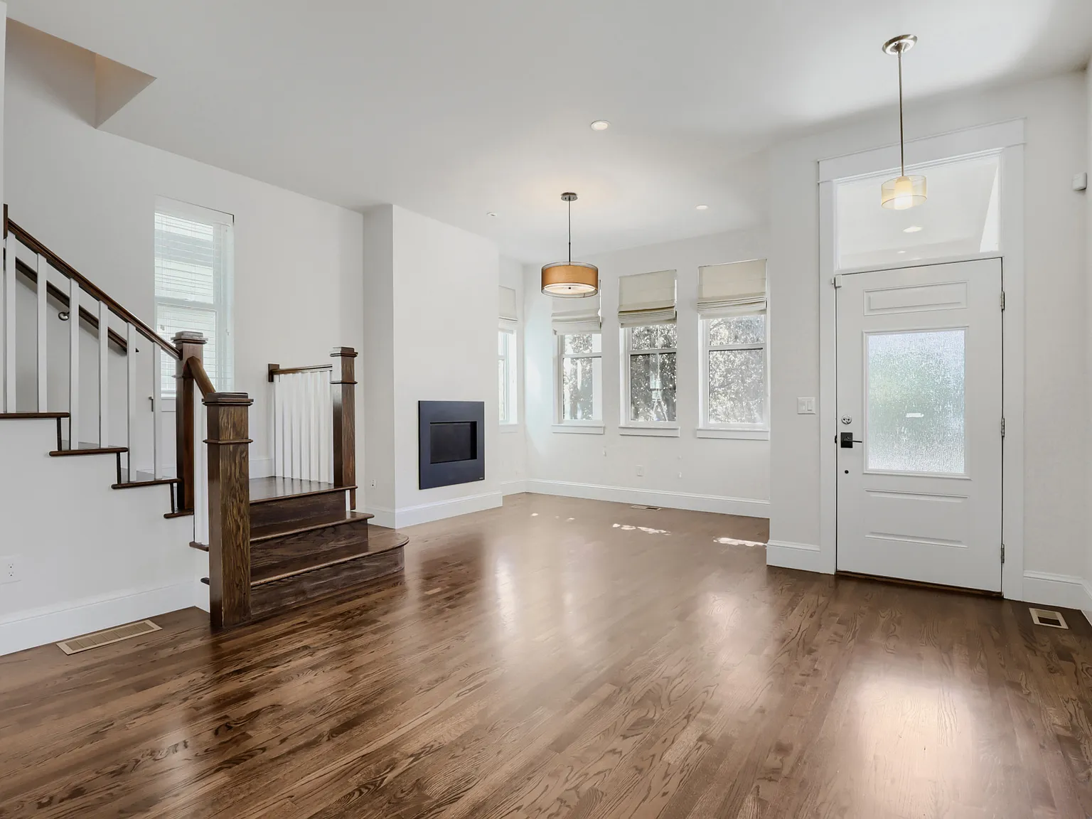 4 bed, 3.5 bath, 3123 sqft, $4,995 — Photo 4