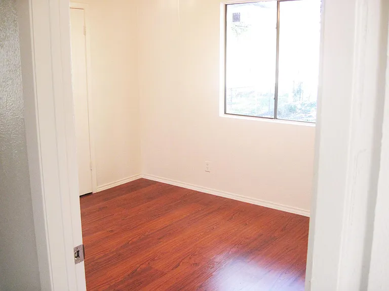 4410 Dove Dr — Photo 4