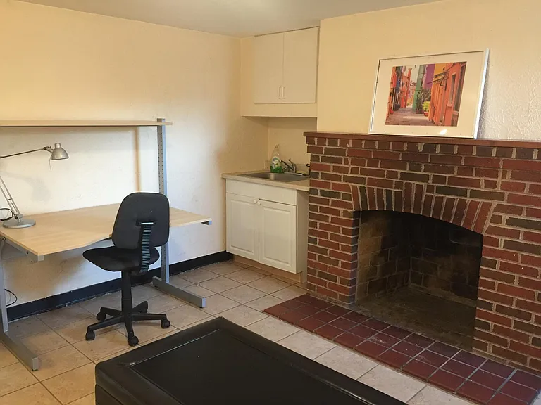 3301 Gumwood Dr — Photo 6