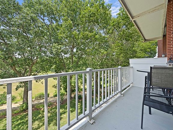5th image of 100 Parks St APT 18