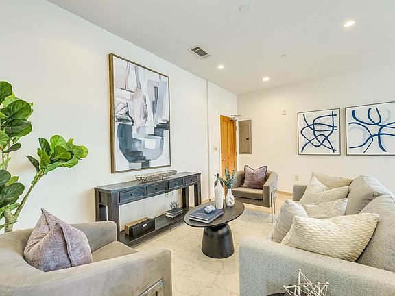 2nd image of 1600 Barton Springs Rd Unit 5301