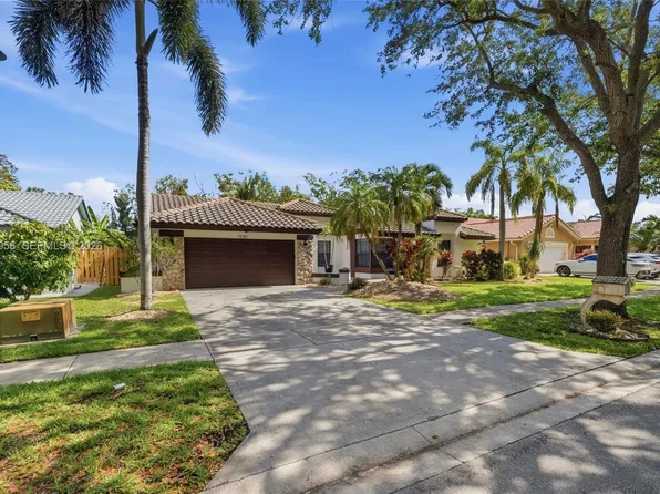 10781 NW 18th Dr, Fort Lauderdale, FL 33322