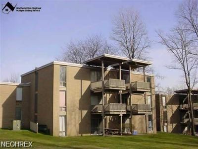 6580 Chaffee Ct APT L-6, Brecksville, OH, 44141