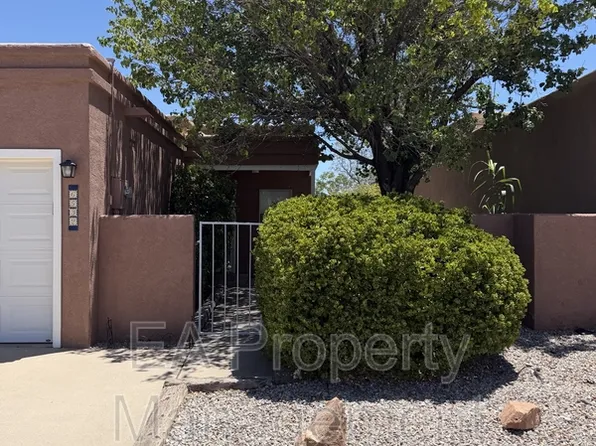 6532 Keeling St NW, Albuquerque, NM 87120