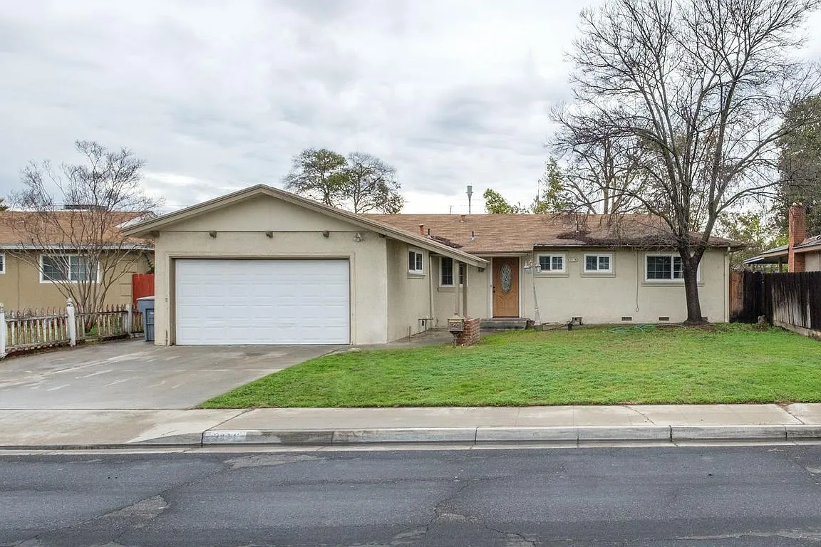 3116 Paula Dr photo 1